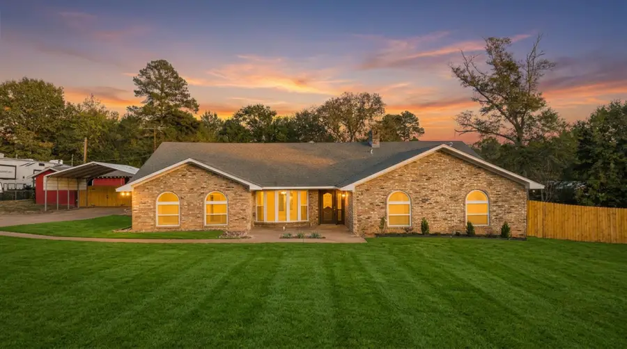 910 N Whatley Rd, White Oak, TX 75693 - #2