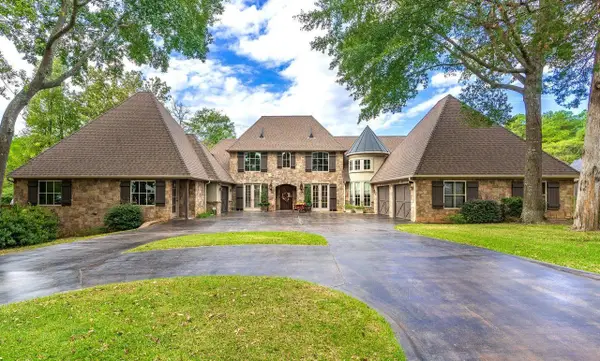 2003 Fairway Lane, Marshall, TX 75672