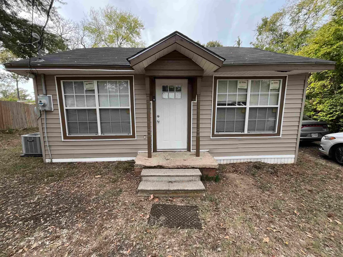 507 Charlotte St, Marshall, TX 75670 - #1