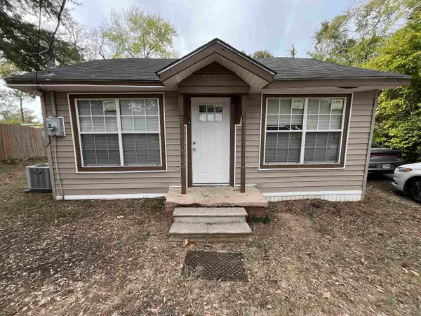 507 Charlotte St, Marshall, TX 75670