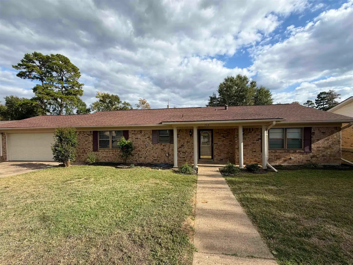 1515 Duncan Dr., Henderson, TX 75654 - #1
