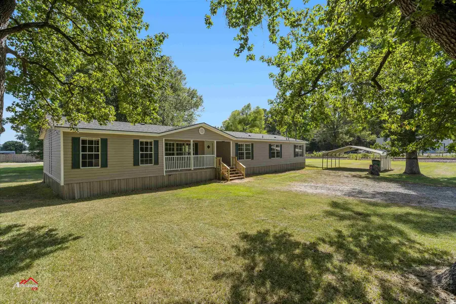 421 W Phiffer, Carthage, TX 75633 - Image #2