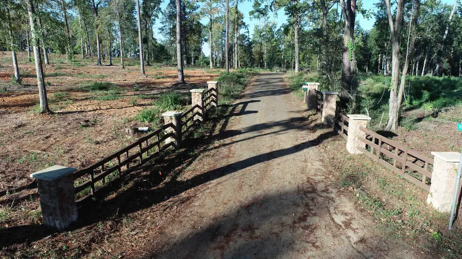 121 Rebel Cove, Milam, TX 75959 - Image #2