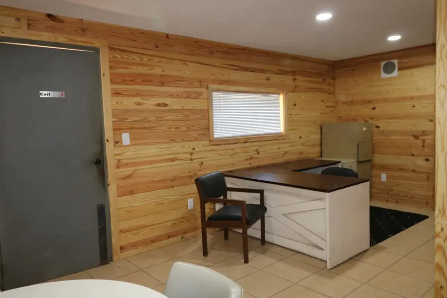 719 Hwy 87 N, Newton, TX 75966 - Image #2