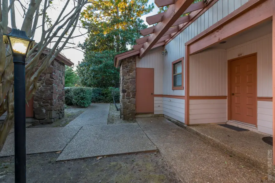 409 Club Villa, Brookeland, TX 75931 - Image #3