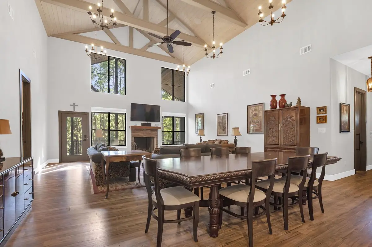 167 Ashbrook Ln, Brookeland, TX 75931 - Image #1