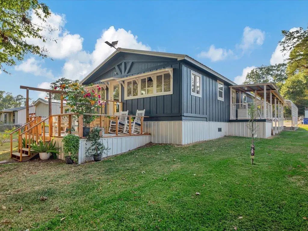 138 Cr 191, Gary, TX 75643 - Image #1