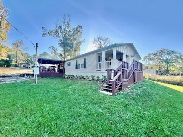 320 Shiloh, Hemphill, TX 75948 - Image #1