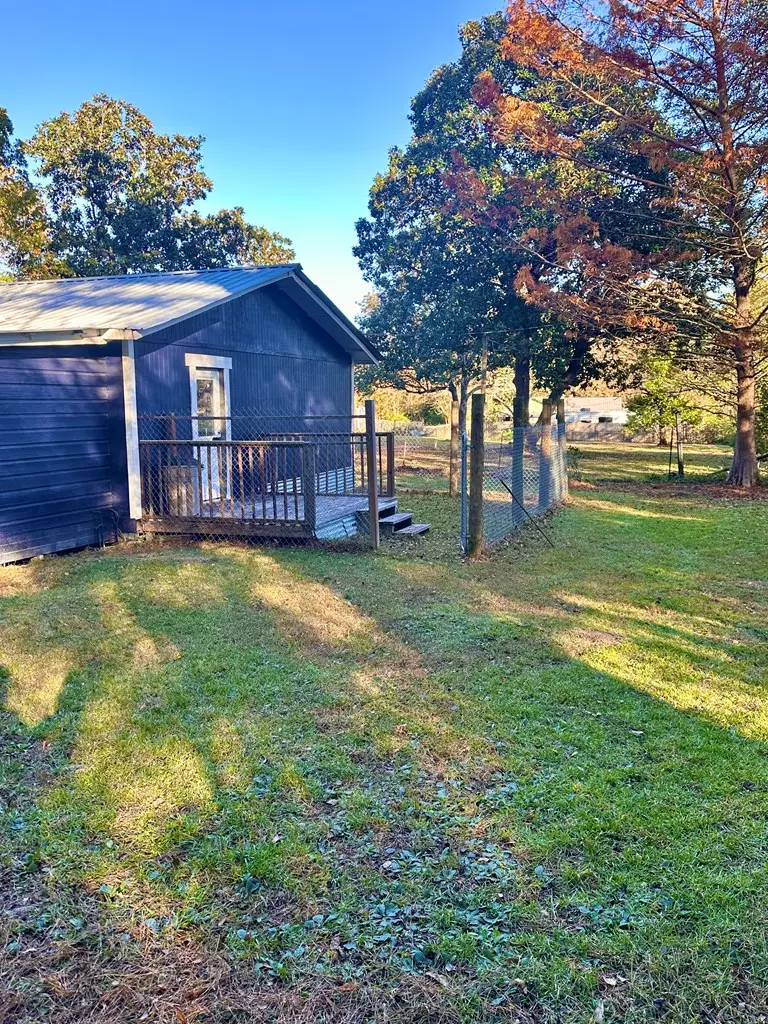 206 Perkins St, Zavalla, TX 75980 - Image #3