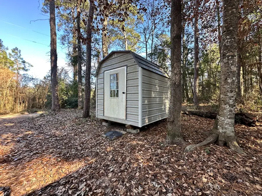 178 Alex Court, Livingston, TX 77351 - Image #2