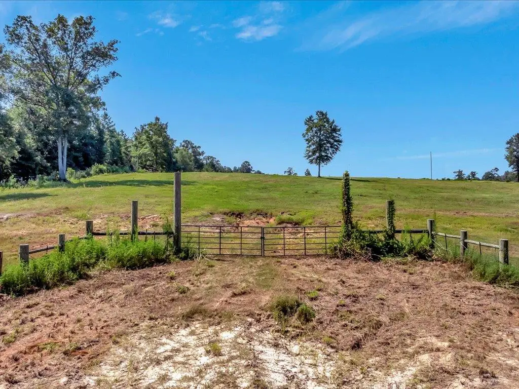 1159 Blackburn Switch Road, Lufkin, TX 75904 - Image #1