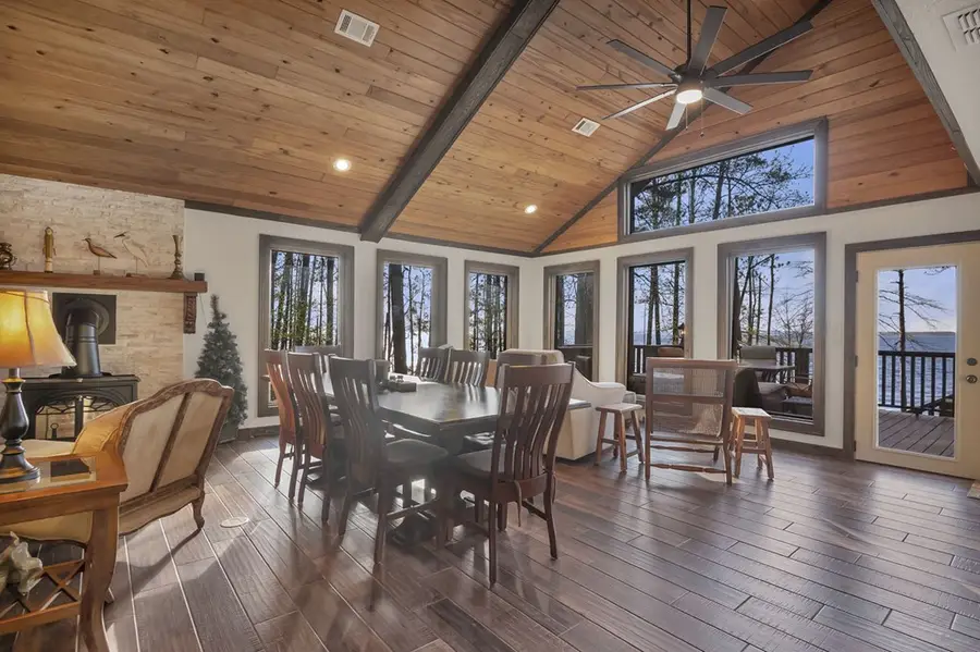 130 Boxwood Lane, Brookeland, TX 75931 - Image #3