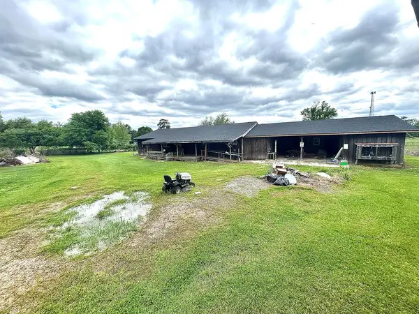 217 County Road 3083, Call, TX 75933