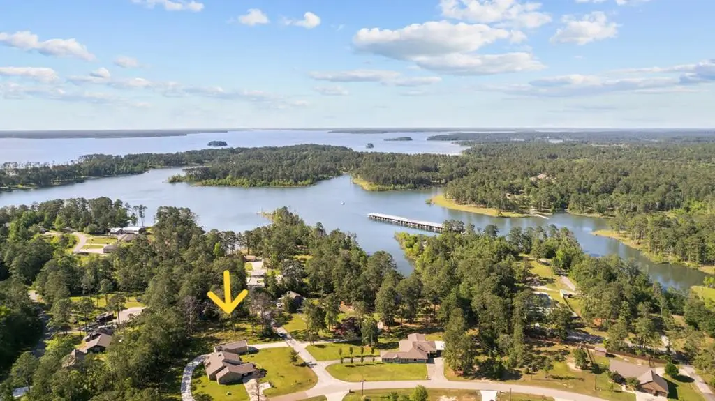 157 Cove Ln, Brookeland, TX 75931 - Image #1