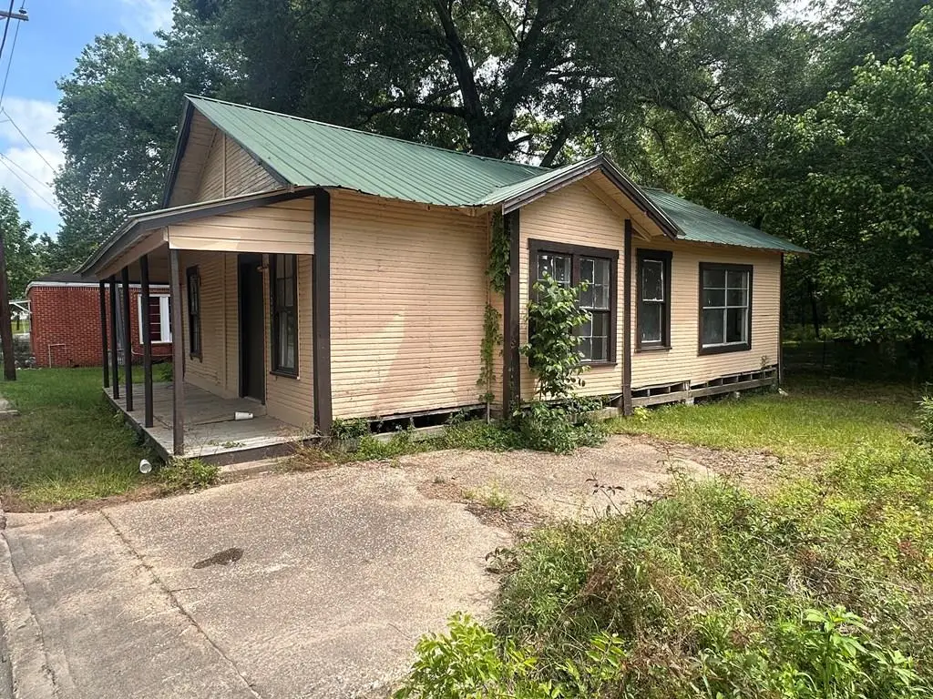 1200/1204 Keltys, Lufkin, TX 75904 - Image #1