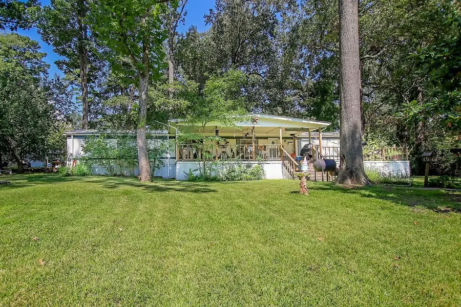 369 Mulberry Lane, Zavalla, TX 75980 - Image #3