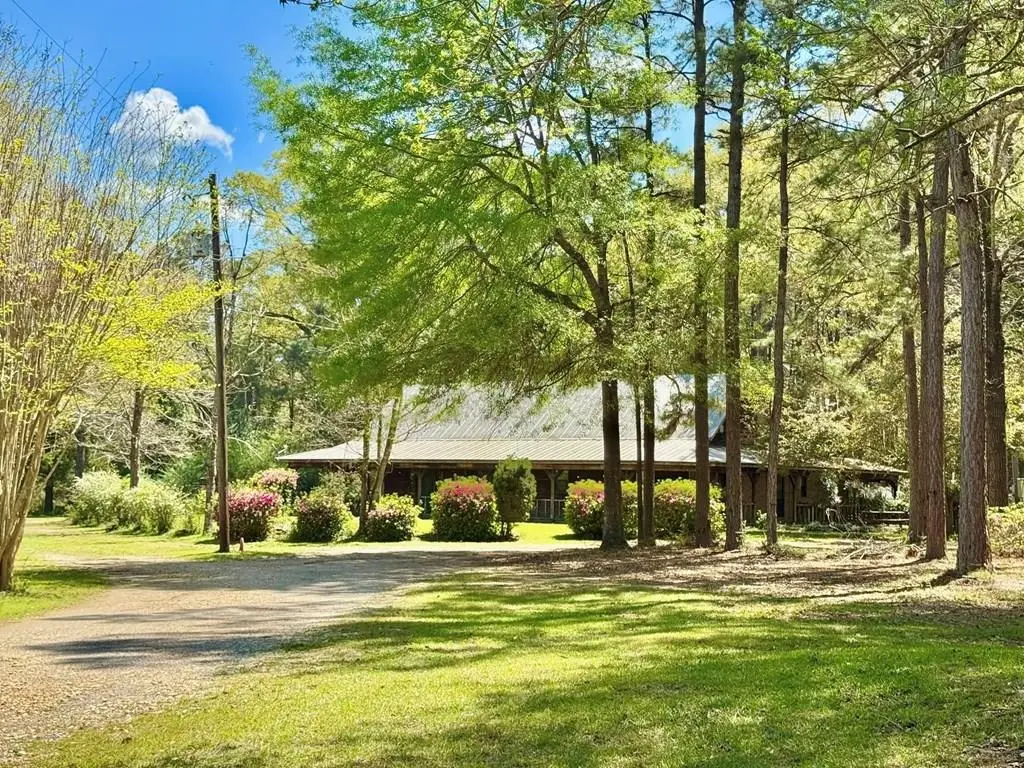 179 County Road 4587, Spurger, TX 77660 - Image #1