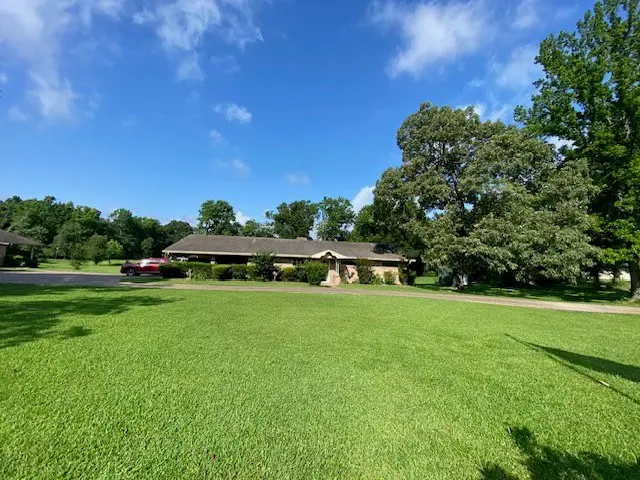 498 Mount Carmel Rd, Hudson, TX 75904 - Image #3