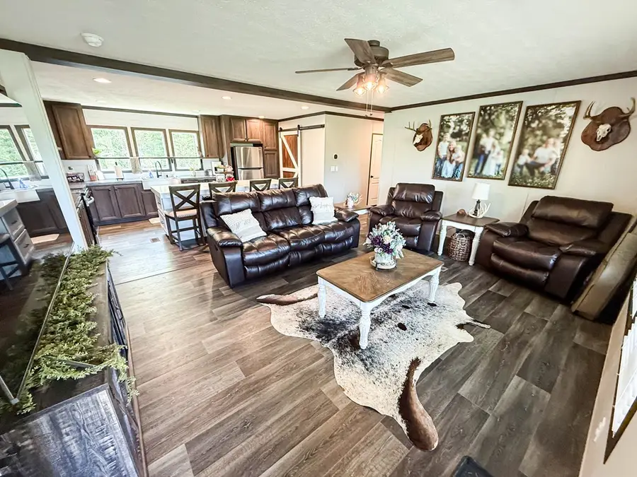 385 Hwy 21 West, San Augustine, TX 75972 - Image #2