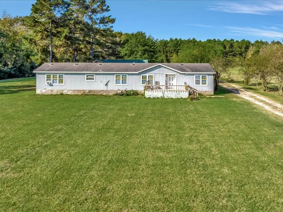 391 Marion Ferry Road, Huntington, TX 75949 - Image #2