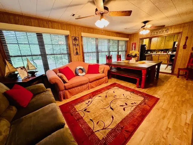 444 Lakewood Drive, Jasper, TX 75951 - Image #3