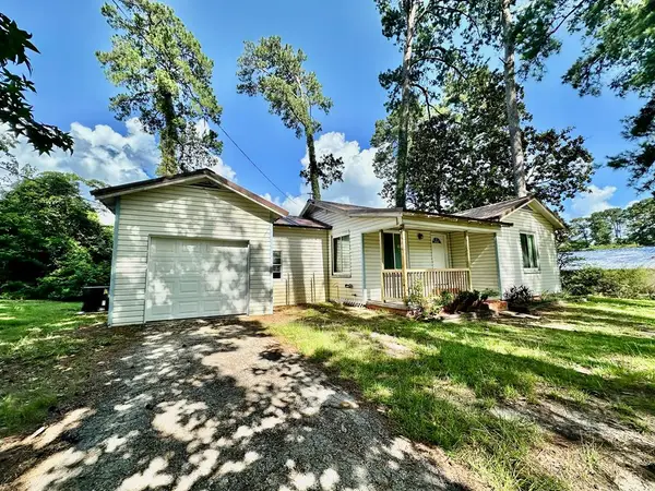 312 Temple, Woodville, TX 75979