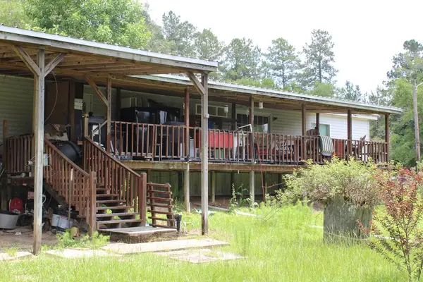 1202 County Road 1099, Wiergate, TX 75977