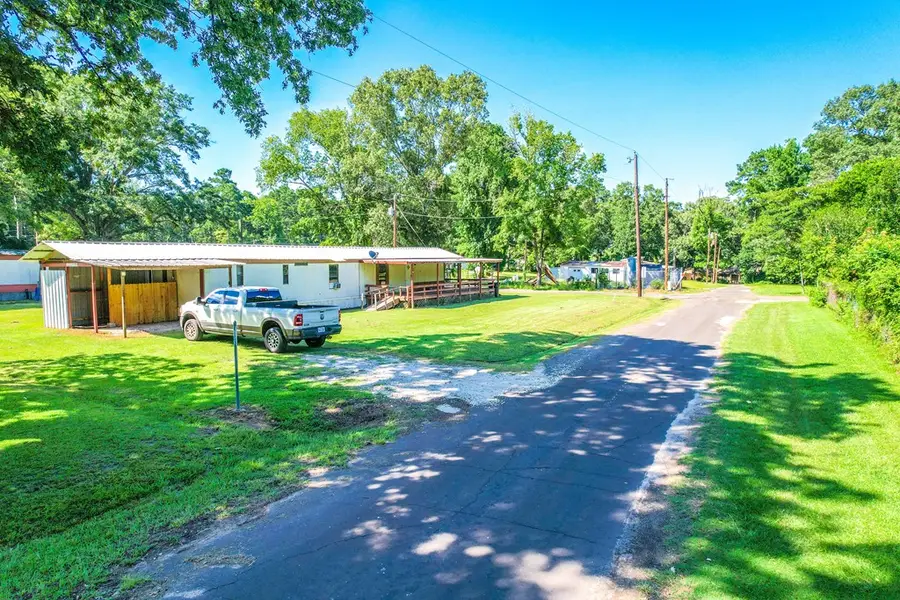 307 & 315 Lakeview Road, Huntington, TX 75949 - Image #2