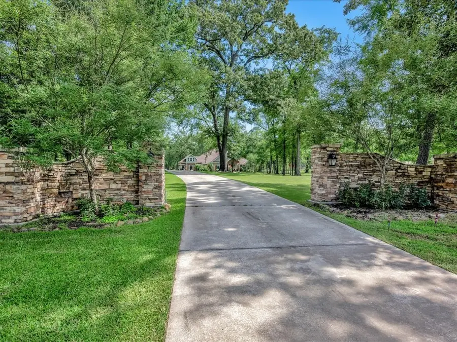 410 Brentwood Drive, Lufkin, TX 75901 - Image #2