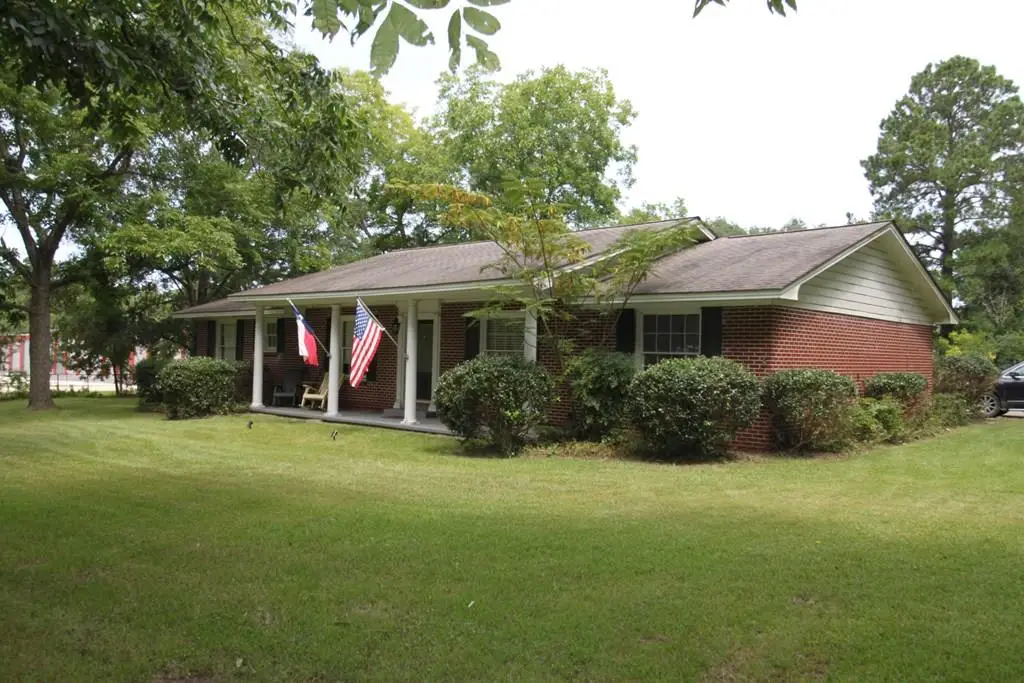 9021 Hwy 69 South, Huntington, TX 75949 - Image #1