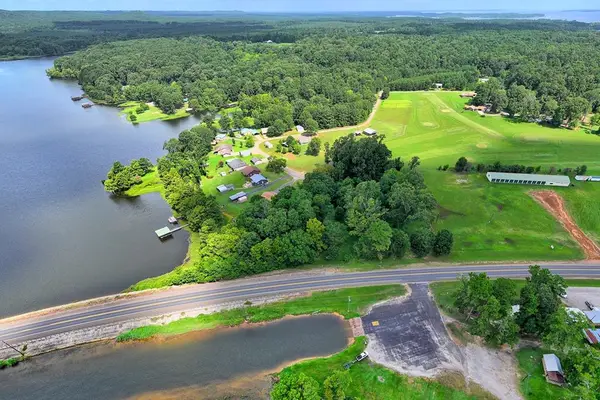 6257 Sh 21 E, Hemphill, TX 75948