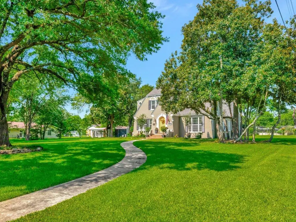 402 South Bynum Street, Lufkin, TX 75904 - #1