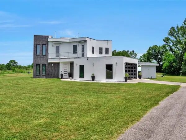 129 White Oak Loop, Lufkin, TX 75901