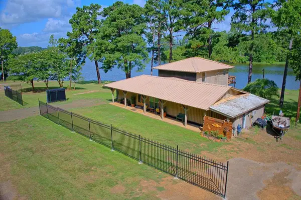 3495-A Carters Ferry Rd E, Milam, TX 75959