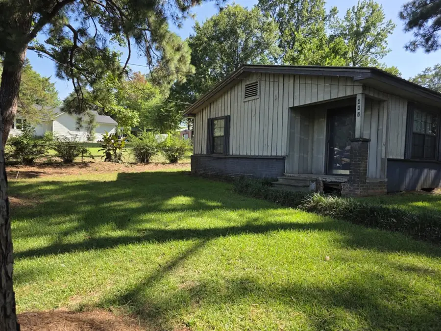 447 Walker Street, Center, TX 75935 - Image #3