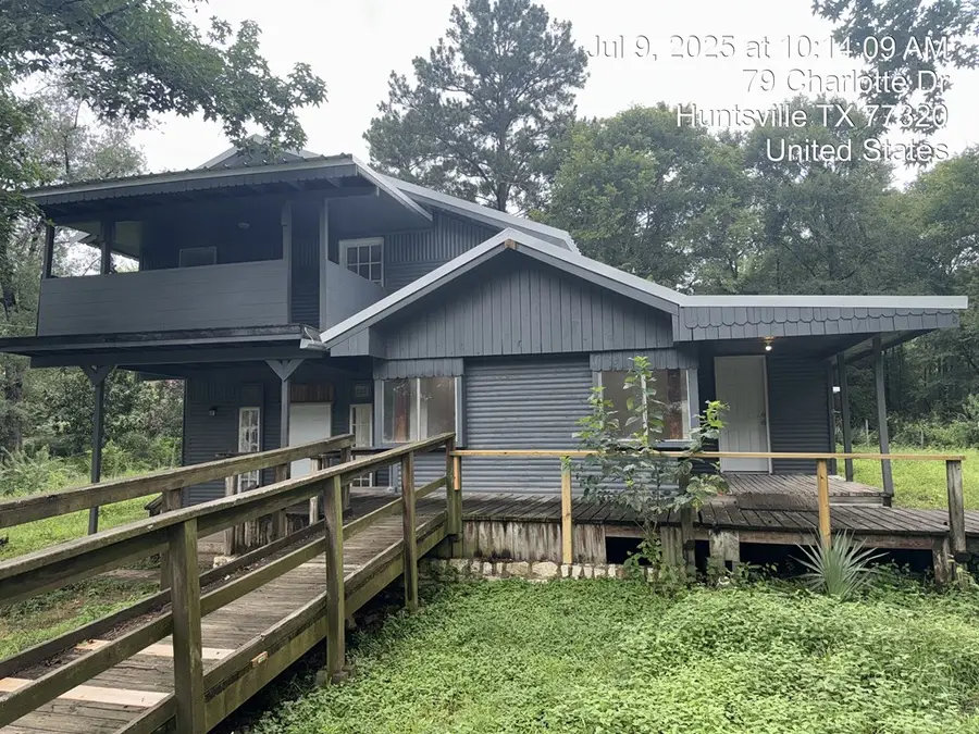 79 Charlotte Street, Huntsville, TX 77320 - Image #2