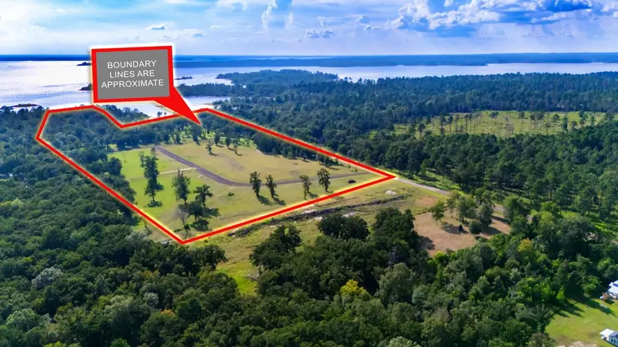 2851 Private Road, Broaddus, TX 75929 - Image #2