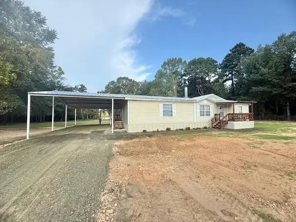 338 Shacklefoot, Milam, TX 75959