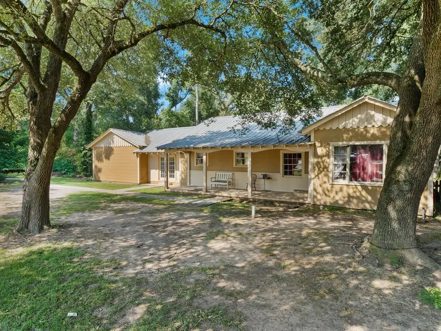 1312 Southview Cir, Center, TX 75935 - Image #2