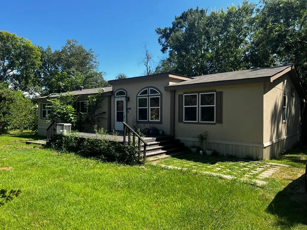 105 West Spruce, Huntington, TX 75949 - Image #1