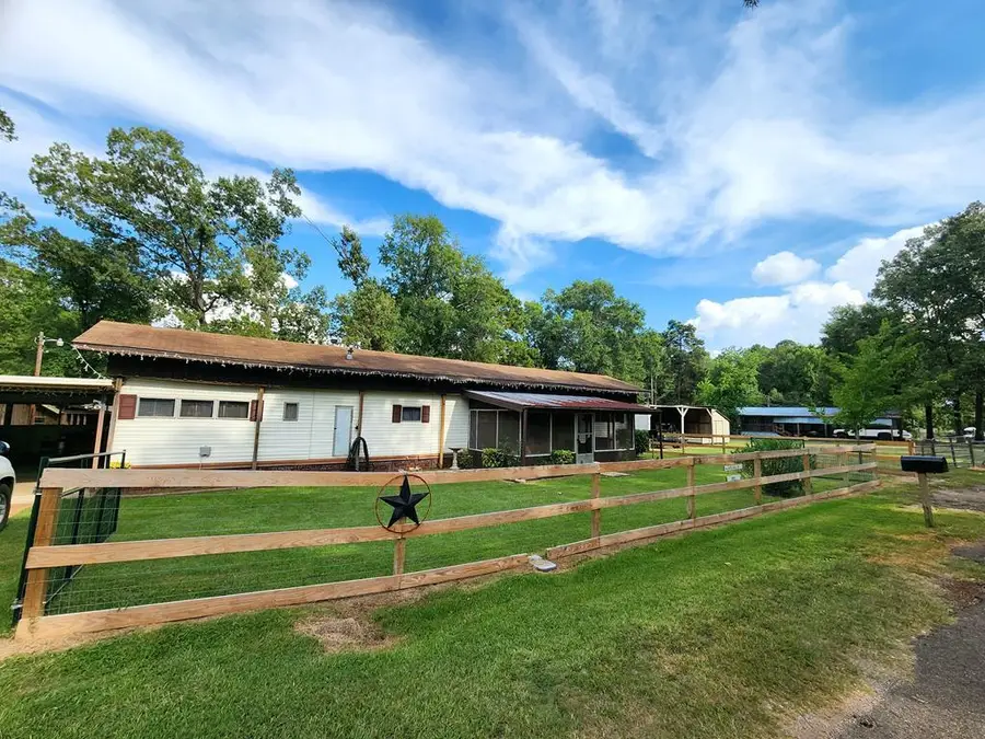 316 Balleycastle Drive, Milam, TX 75959 - Image #2