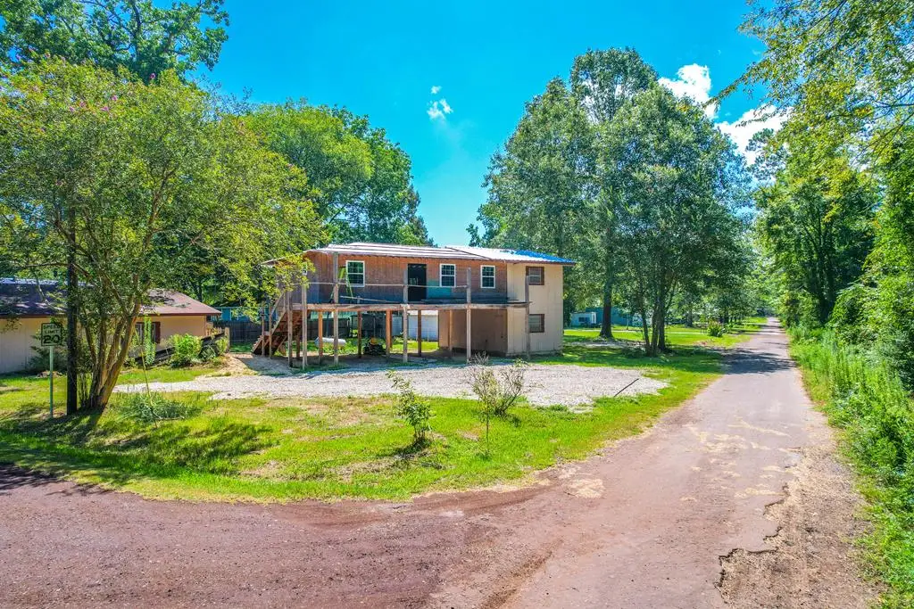 280 Clyde Street, Zavalla, TX 75980 - Image #1