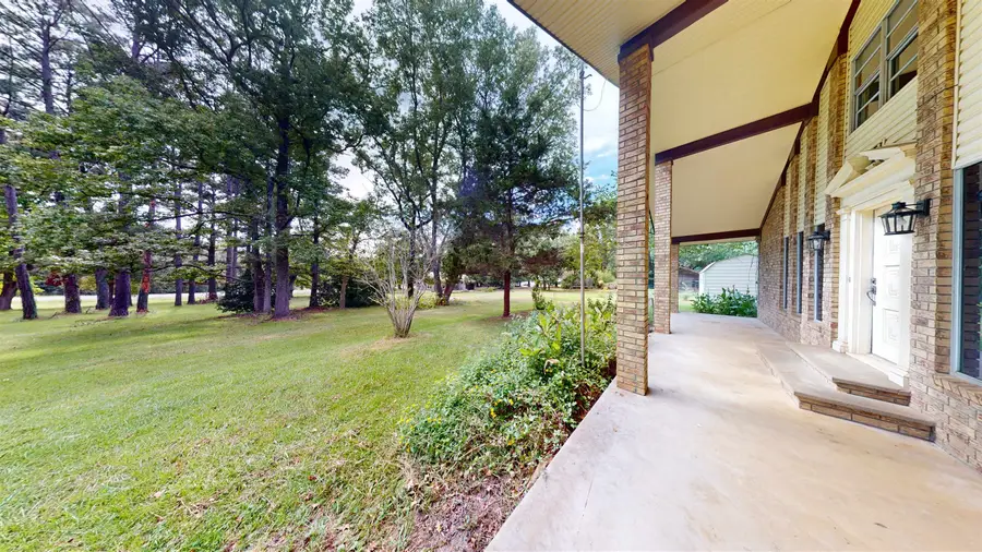 130 Dickey St., Bronson, TX 75930 - Image #2