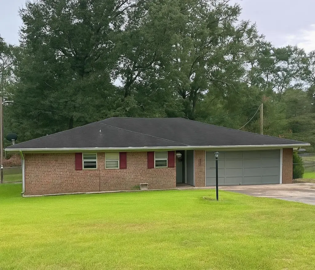 641 Holmwood Drive, Jasper, TX 75951 - Image #1