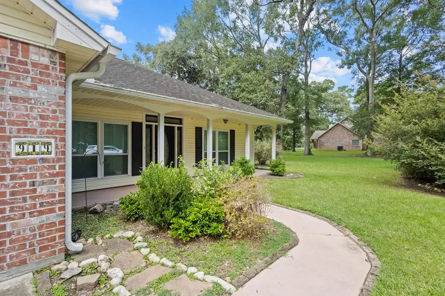 919 Huckleberry, Village Mills, TX 77663 - Image #3