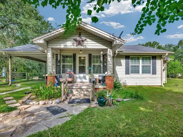 635 Oscar Berry Road, Lufkin, TX 75904