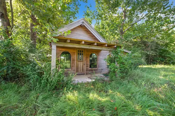 125 Private Road 7034, Call, TX 75933