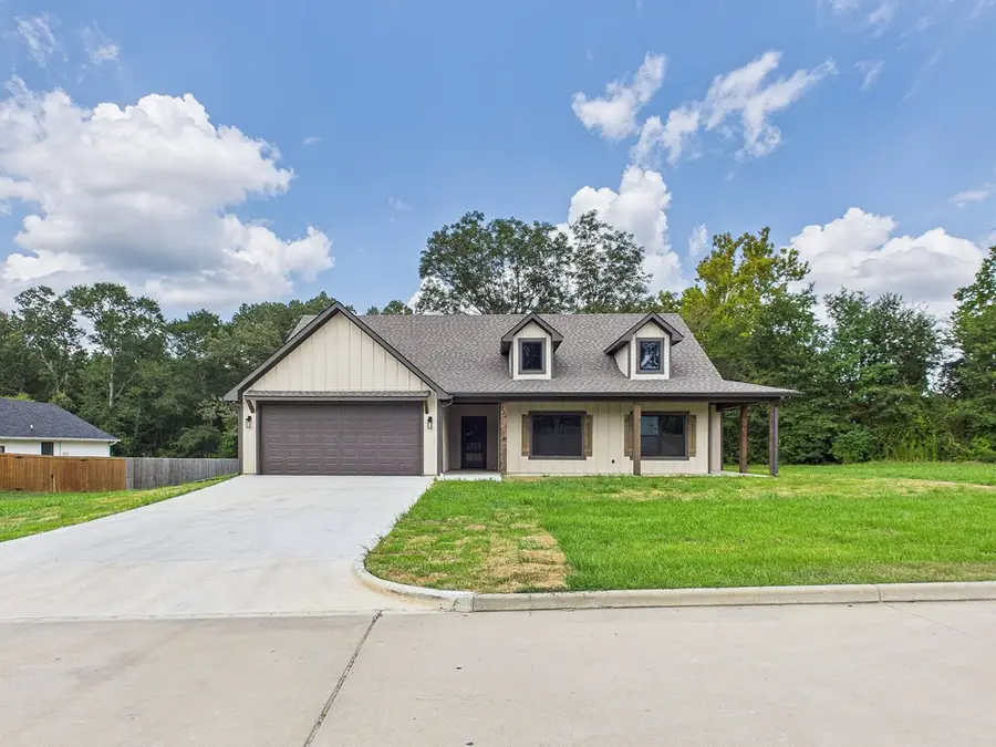 114 Shady Oaks, Lufkin, TX 75904 - Image #2