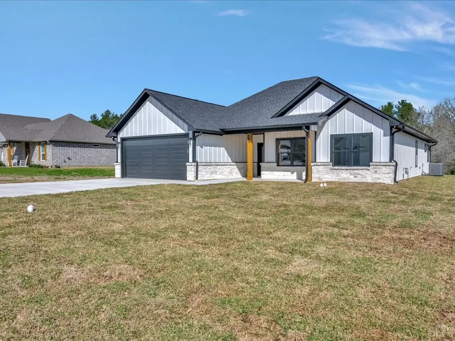 200 Shady Oaks, Hudson, TX 75904 - Image #2