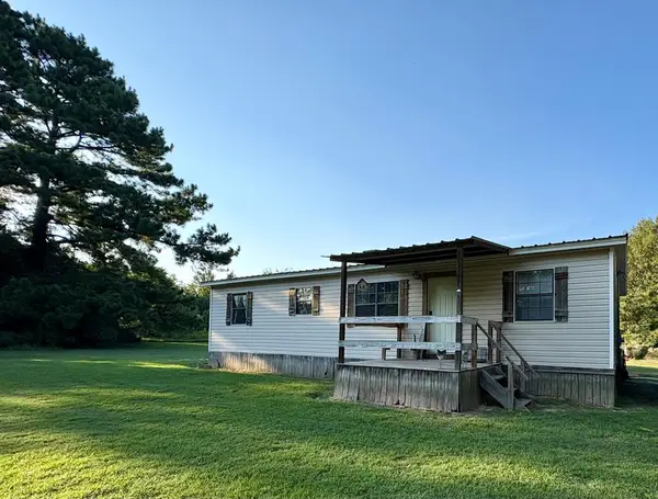 991 Herman Nerren Road, Huntington, TX 75949